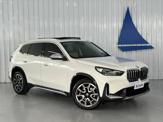 BMW X1 2.0 16V TURBO GASOLINA SDRIVE20I X-LINE STEPTRONIC BMW X1 2.0 16V TURBO GASOLINA SDRIVE20I X-LINE STEPTRONIC